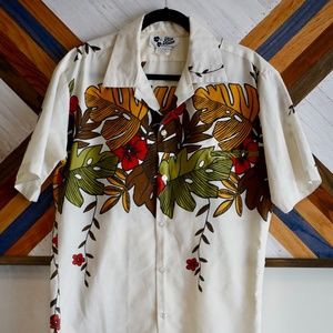 HILO HATTIE HAWAII BUTTON DOWN